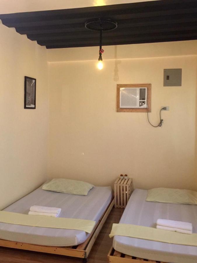 Location One Eighty Bed and Breakfast Bangcusay Exteriör bild